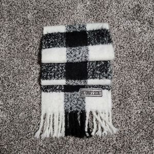Victorias Secret Plaid Scarf